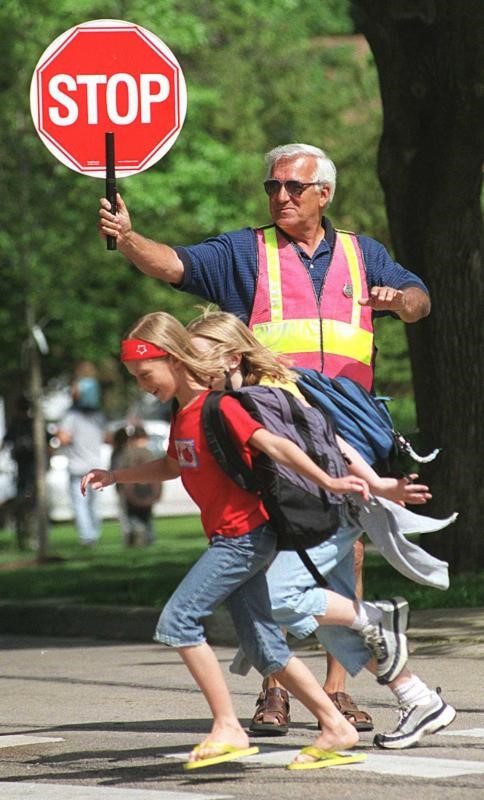 CITY HIRING SCHOOL CROSSING GUARDS